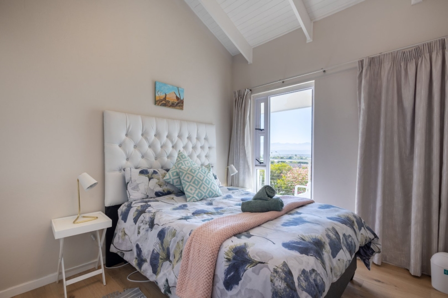 6 Bedroom Property for Sale in Cutty Sark Western Cape